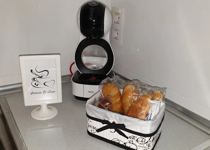 Lägenhet El Llano I, Parada En El Destino La Puebla De Alfinden